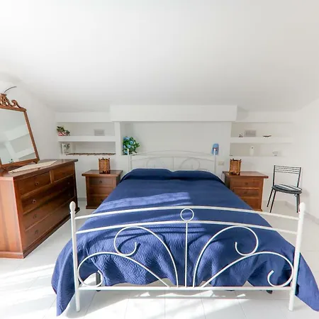 A Casa Nostra * Cefalù